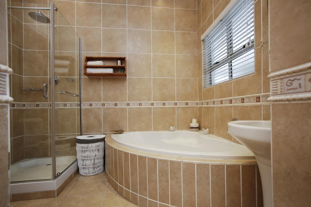 Ocean Hideaway Bed And Breakfast Amanzimtoti Exterior foto