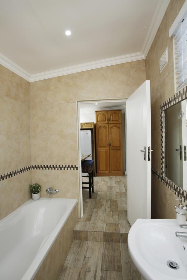 Ocean Hideaway Bed And Breakfast Amanzimtoti Exterior foto